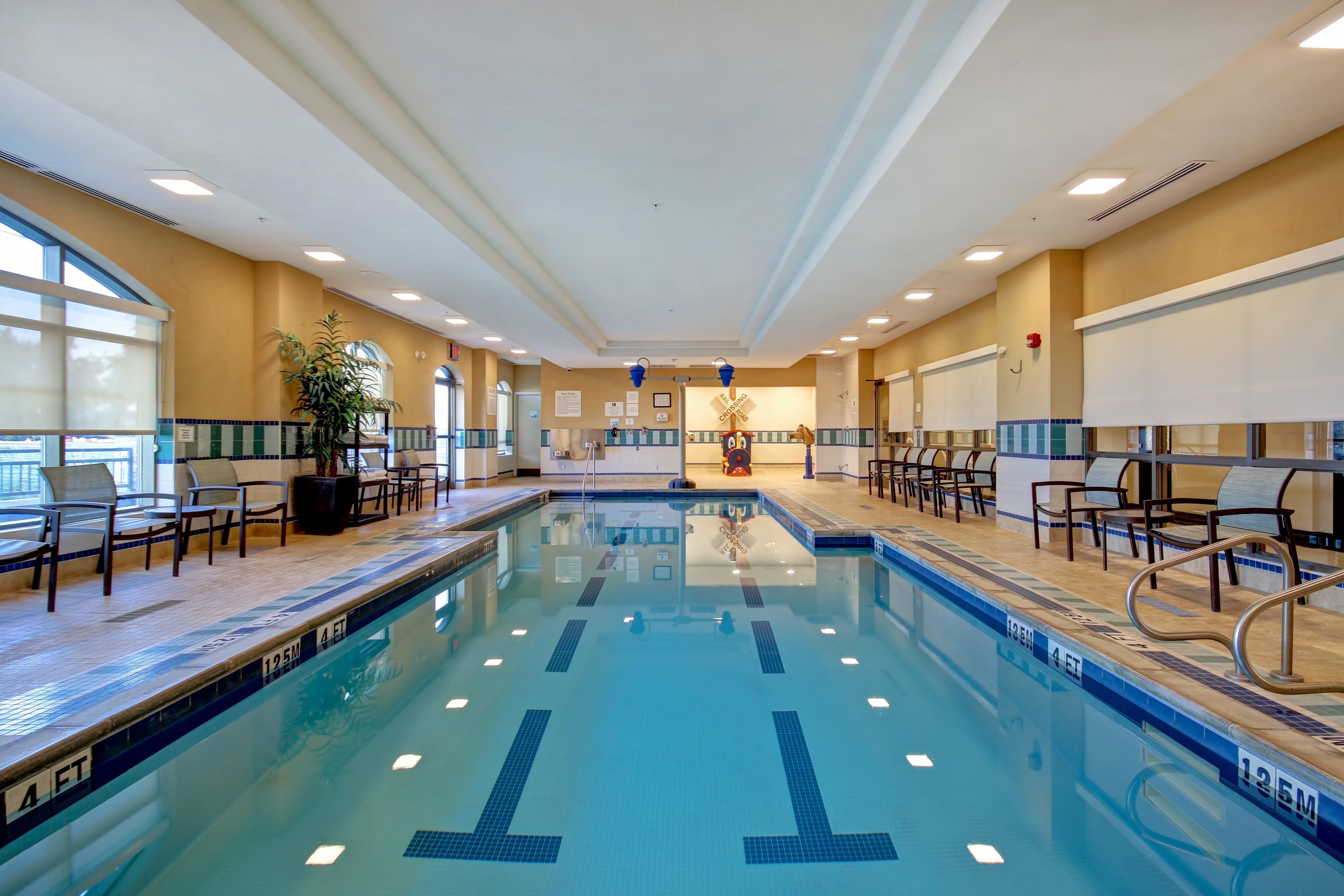 Holiday Inn Express Hotel & Suites Waterloo - St. Jacobs Area By Ihg Exterior foto