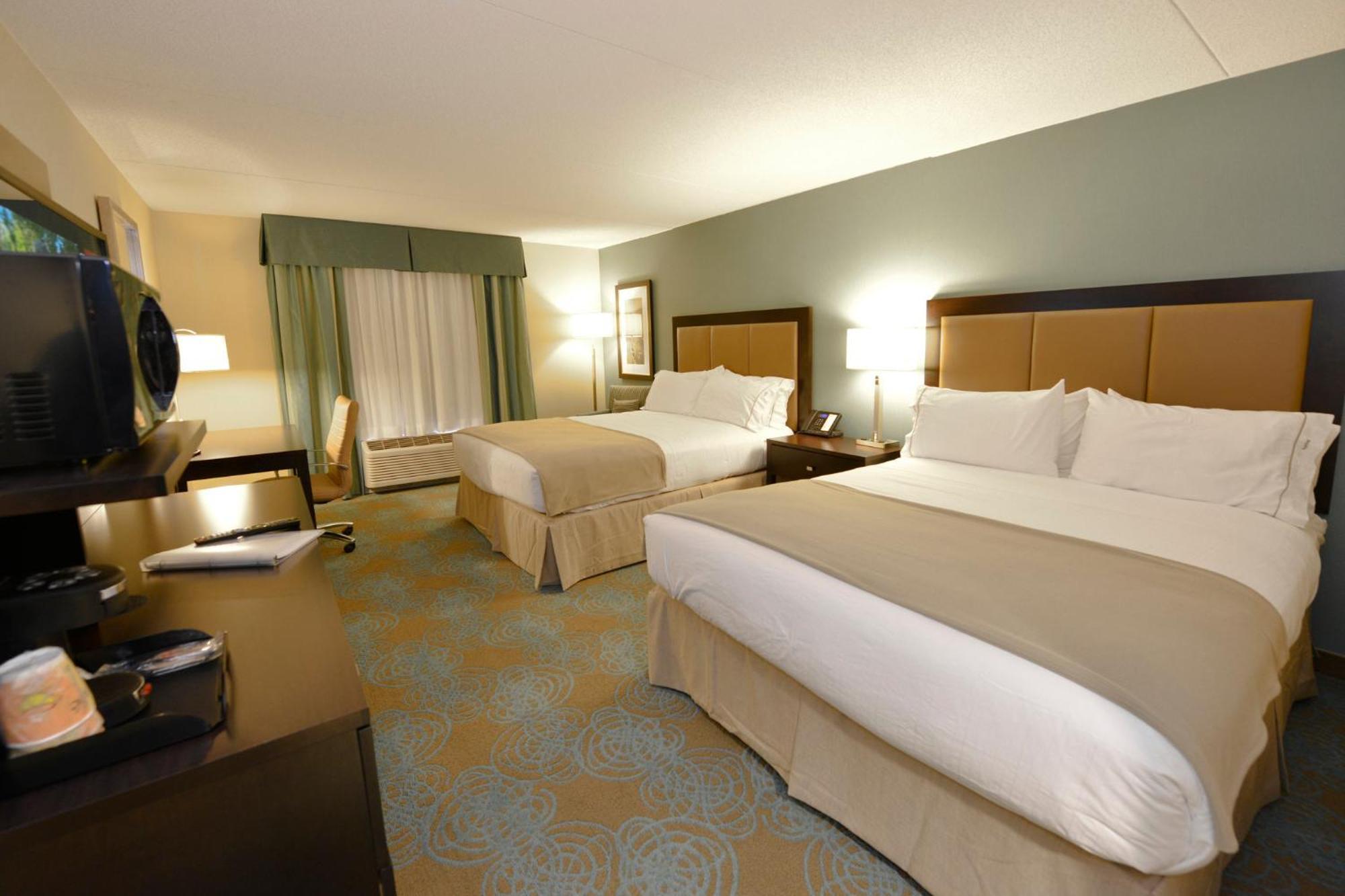 Holiday Inn Express Hotel & Suites Waterloo - St. Jacobs Area By Ihg Exterior foto